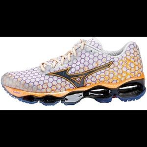 Like New Mizuno Wave Prophecy 3